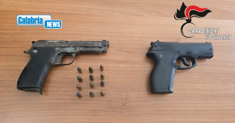 Perquisizioni domiciliari: tre arresti per possesso illegale di arma da fuoco e munizioni nel Vibonese