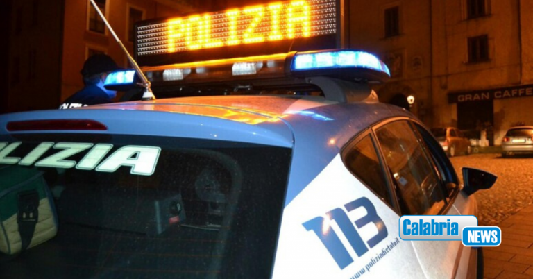 Cosenza, detenzione e spaccio: Polizia arresta due giovani beccati con 1 kg e 600 grammi di cocaina