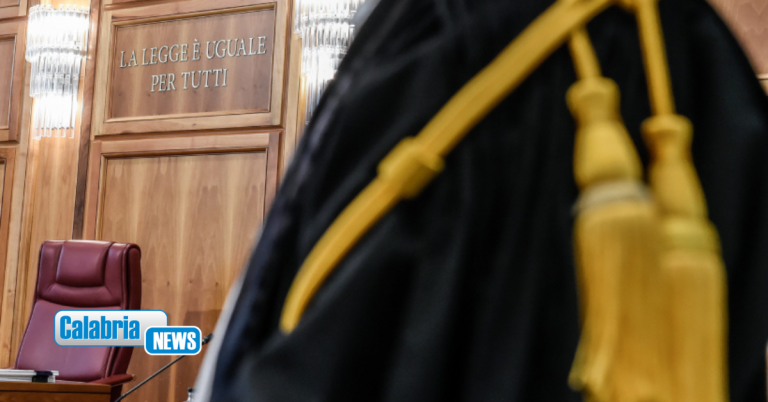 Vibo Valentia, maltrattamenti a bimbi asilo: due maestre condannate ad 1 anno e 4 mesi