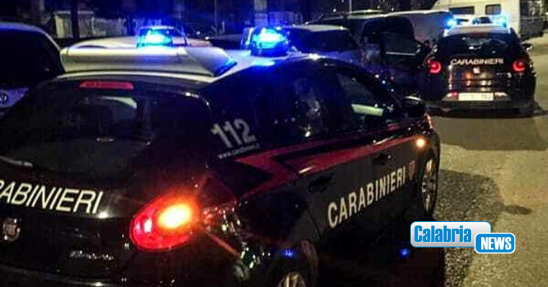 Cosenza, 50enne gambizzato in via Popilia: indagini dei Carabinieri