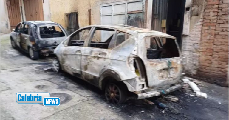 Cassano, per l’incendio a febbraio di due auto arrestati un 31enne e un minore di soli 16 anni