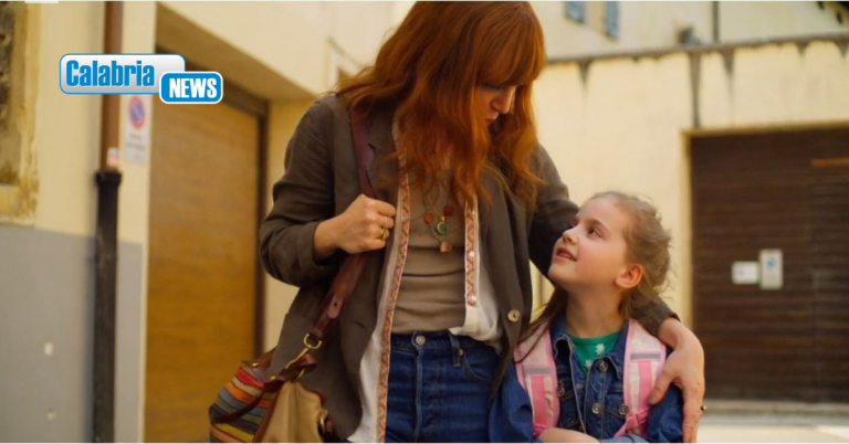 Elena Sophia Senise, la piccola attrice calabrese protagonista in “Costanza” la nuova serie di Rai 1