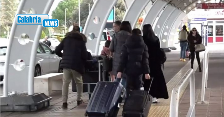 Febbraio record per numero passeggeri in aeroporti Calabria: +38,4% rispetto a stesso mese 2024