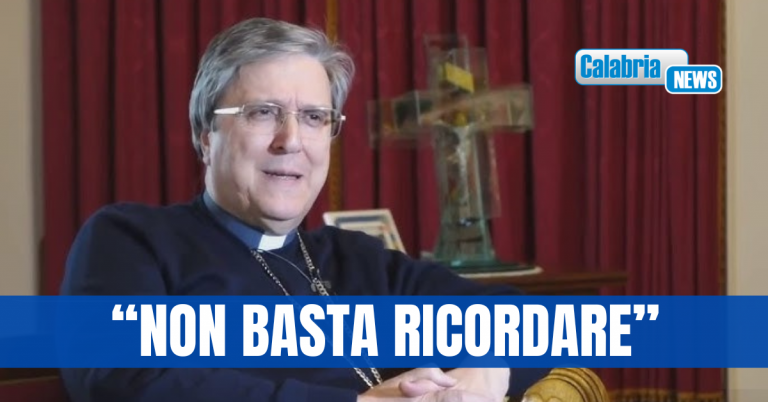 Mons. Savino: non cristiani se indifferenti davanti le mafie, dobbiamo scegliere da che parte stare