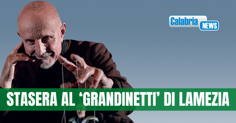 VIDEO-AMA Calabria, a Catanzaro Giuseppe Cederna entusiasma con il suo “Otello”