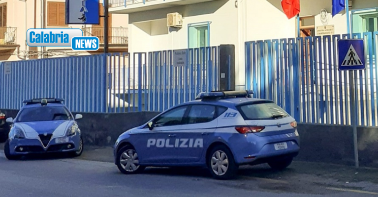 Taurianova, violenze e minacce di morte alla moglie: arrestato un 46enne