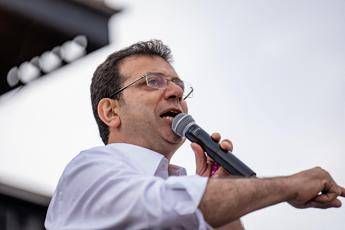 Turchia, confermato l’arresto del sindaco di Istanbul Ekrem Imamoglu