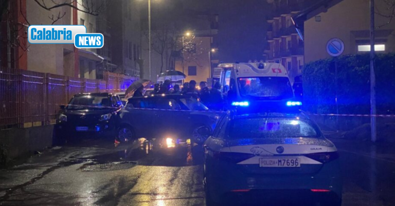 Malore alla guida della sua auto: muore una donna nel centro di Vibo Valentia