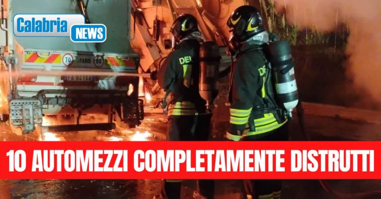 Mezzi del Comune di Tropea a fuoco: nessuna pista esclusa