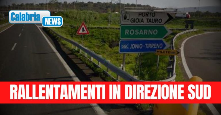 Mezzo pesante si ribalta tra gli svincoli di Rosarno e Gioia Tauro