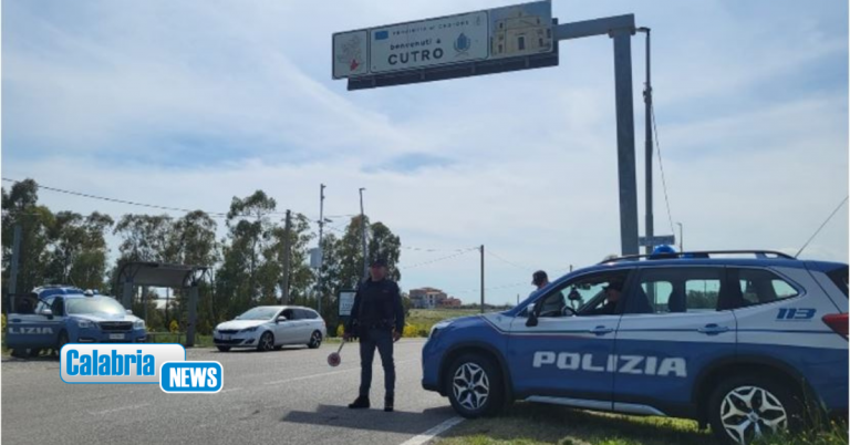 Ancora una maxi operazione di controllo della Polizia a Cutro