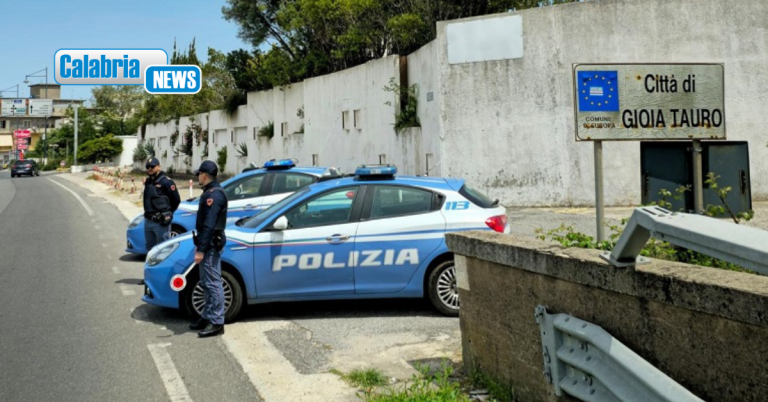 Gioia Tauro, possesso di sostanza stupefacente: arrestato 24enne, in casa aveva oltre 3 Kg di marijuana