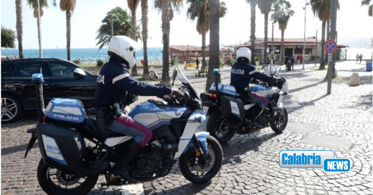 Crotone, proseguono i controlli del territorio: Polizia arresta due persone