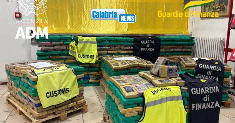 VIDEO-Sequestrate 2 tonnellate di cocaina al porto di Livorno, tappa traffico di ‘ndrangheta