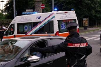Napoli, litiga con gli ex suoceri e li investe con l’auto: arrestato