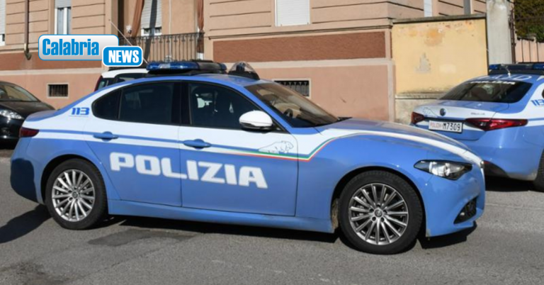 Crotone, blitz nel quartiere ‘Margherita’: sequestrato oltre mezzo kg di cocaina, 23enne arrestato
