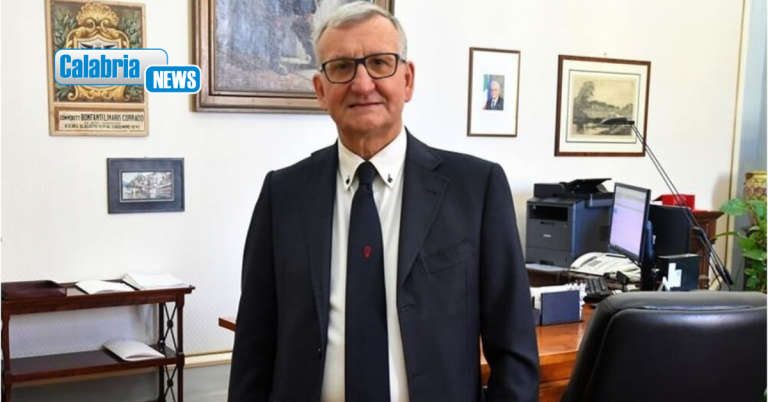 Aggressioni ai sanitari di Lamezia, il prefetto Castrese De Rosa: saranno innalzati i livelli di sicurezza