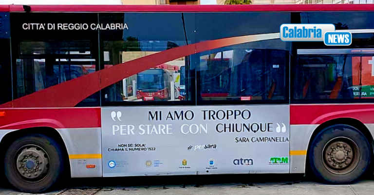 Reggio Calabria ricorda Sara Campanella su bus Atam: “Mi amo troppo per stare con chiunque”