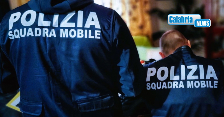 Catanzaro, maltrattamenti a figlio minore: divieto avvicinamento e braccialetto elettronico a madre