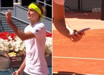 Zverev, scontro a Madrid: “L’occhio di falco non funziona”. E fotografa la linea…