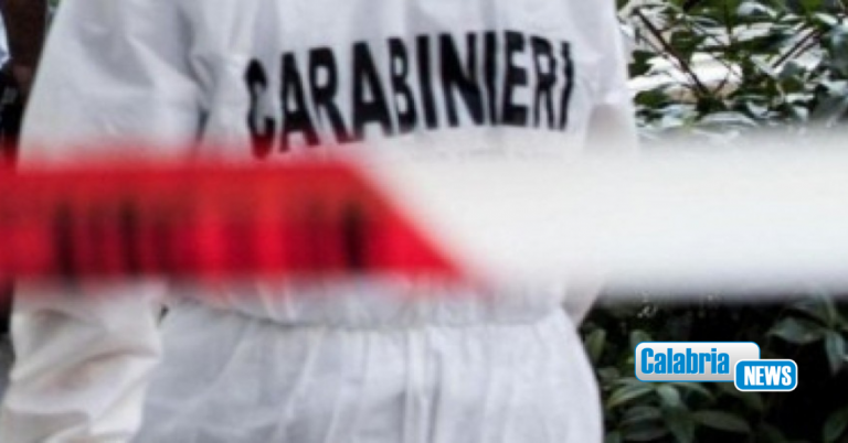Cetraro, meccanico 60enne ucciso a colpi di pistola davanti un’officina sulla SS18