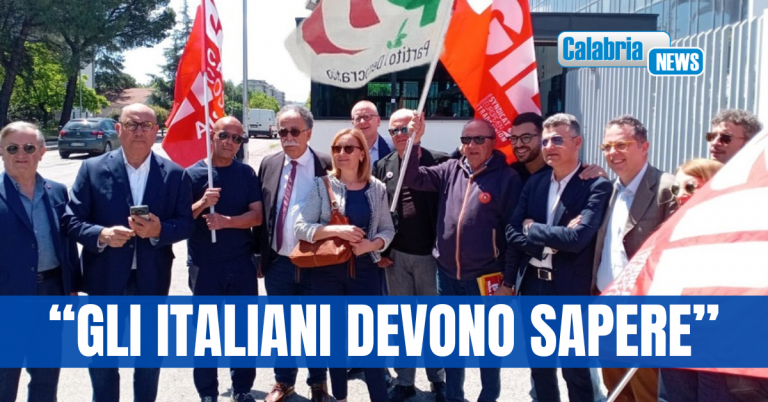 Presidio PD davanti sede Rai Calabria. Chiesta maggiore copertura mediatica sul referendum
