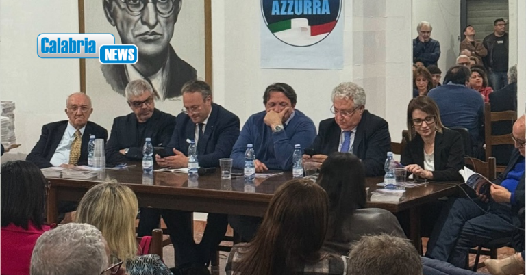 Lamezia, partecipato incontro pubblico di “Calabria Azzurra” a sostegno di Mario Murone sindaco