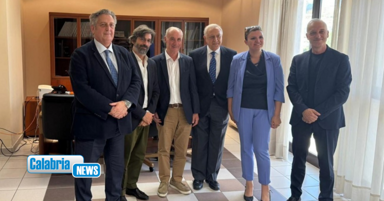 Corecom Calabria: nuova alleanza istituzionale contro l’azzardo digitale che divora i giovani