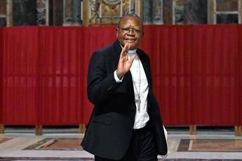Elezione nuovo Papa, via al Conclave: chi è il cardinale Fridolin Ambongo Besungu
