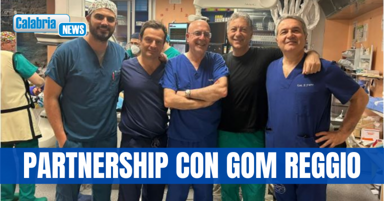 Cardiologia hi-tech, impianti di valvole cardiache senza bisturi all’Annunziata di Cosenza