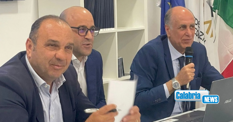 Lamezia, nella sede di Unilavoro il candidato a sindaco Bevilacqua ha incontrato i commercianti della città