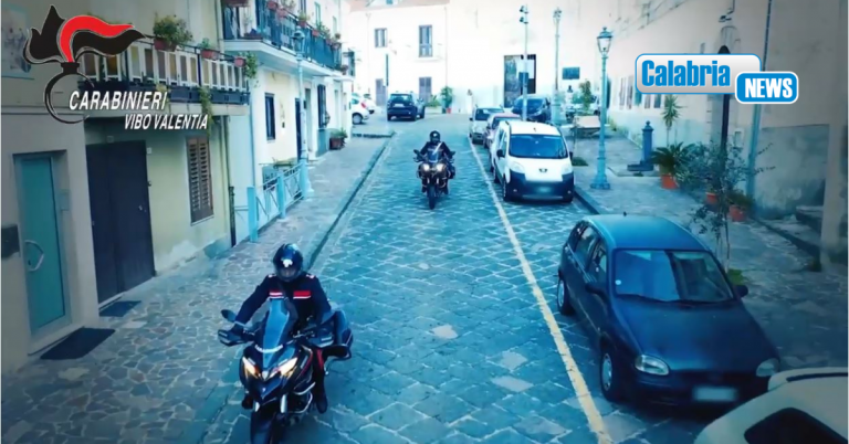 VIDEO-Tenta di rubare 2 Panda in via Nazionale a Pizzo: identificato e denunciato 48enne di Rosarno