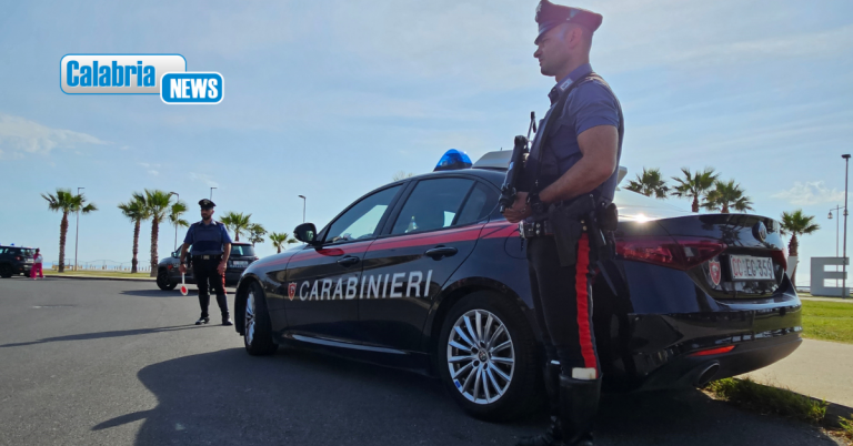 Truffarono anziana di Santa Caterina dello Jonio con metodo “finto carabiniere”: arrestati a Napoli