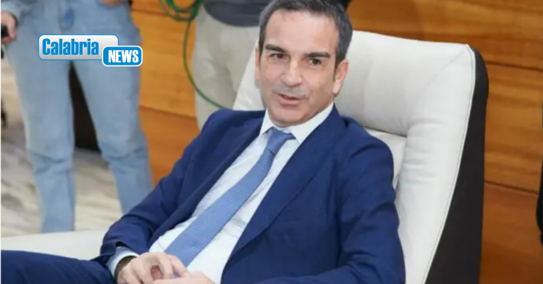 Sondaggio Swg sui presidenti di Regione più graditi: Occhiuto è quarto