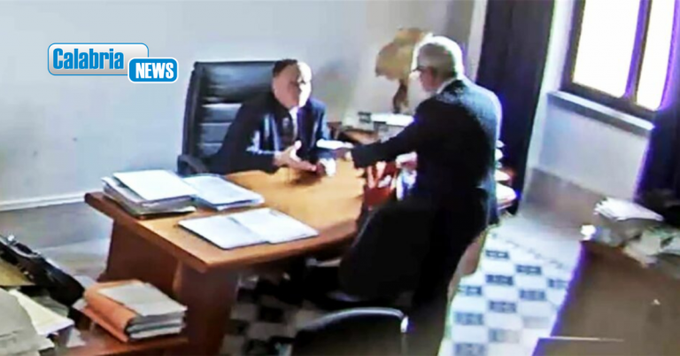 Corruzione, condannati anche in appello l’ex sindaco di Rende e l’ex giudice Petrini