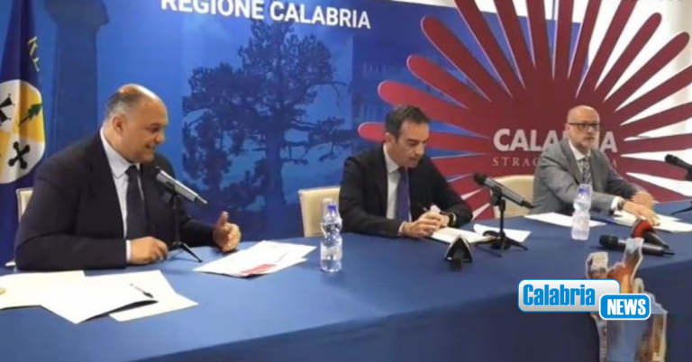 Turismo: nel 1° quadrimestre 2025 +10,1% presenze in Calabria, boom stranieri con +50,1%