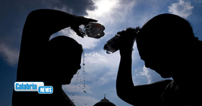 Caldo record e weekend di fuoco per l’Italia, ecco 5 mosse per difendersi