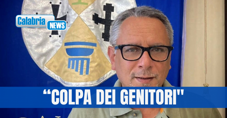 “Coprifuoco” per minorenni a Praia a Mare, Garante infanzia Marziale: Purtroppo sono d’accordo