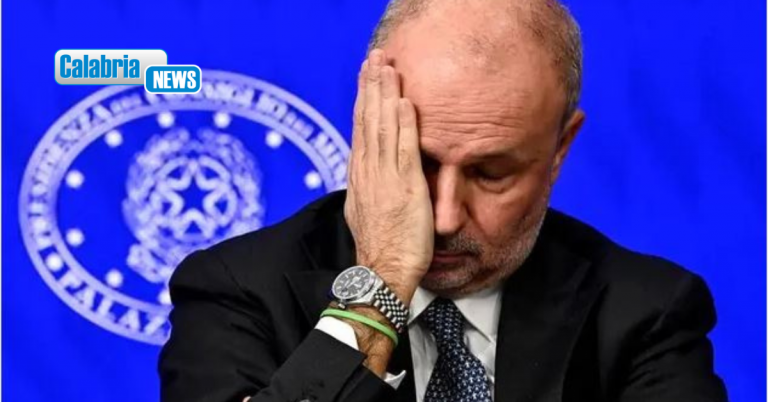 Liste d’attesa, Pd attacca ministro Schillaci: In Calabria situazione drammatica, fondi fermi e pazienti abbandonati