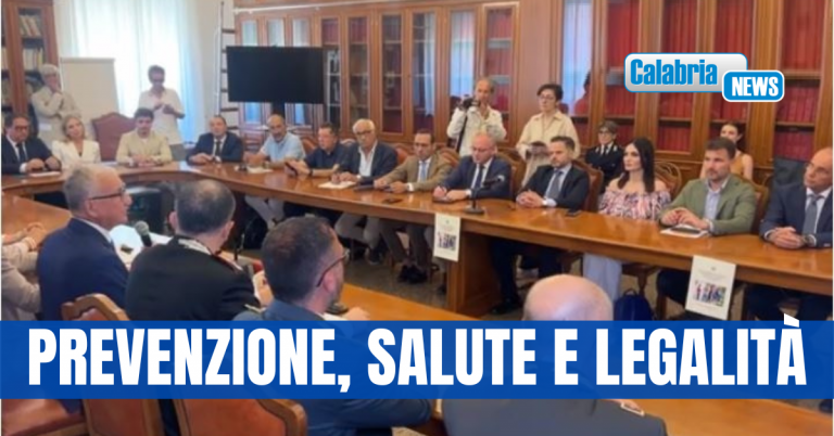 Firmato in Prefettura a Catanzaro il “Patto di comunità per la sicurezza sul lavoro”