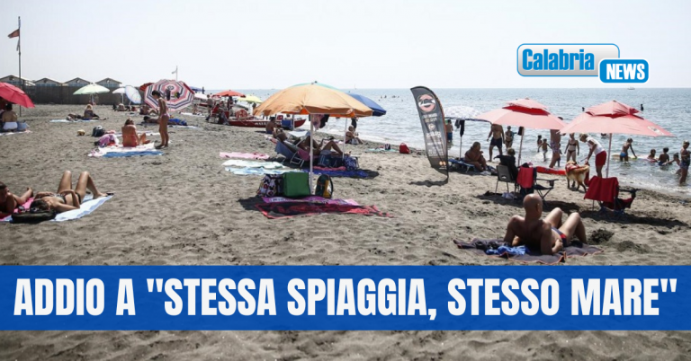 Sindacato balneari Fipe/Confcommercio: a luglio presenze crollate del 25% in Calabria