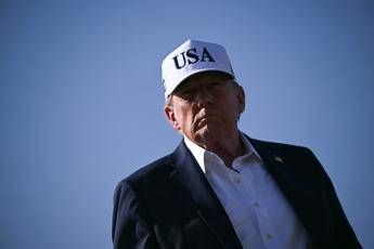 Venezuela, Trump ordina blocco totale petroliere sanzionate in entrata e in uscita