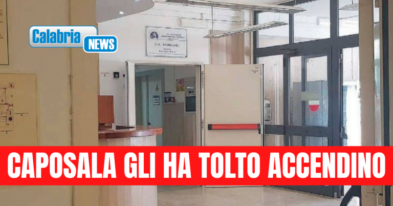 Vibo, protesta per mancata operazione madre in ospedale: 66enne si versa benzina addosso
