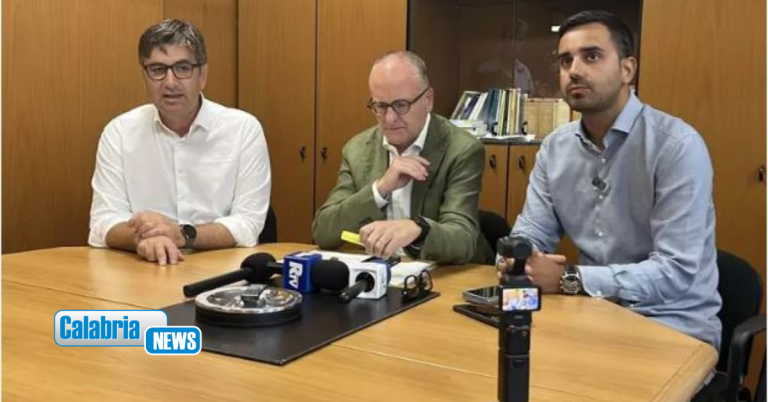 Capigruppo opposizione: Occhiuto è abusivo alla Cittadella. Gestisce cosa pubblica come salotto di casa