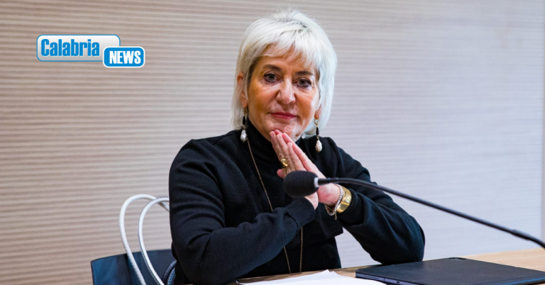 Nuovi tentativi di truffa via SMS: l’ASP di Crotone mette nuovamente in guardia i cittadini