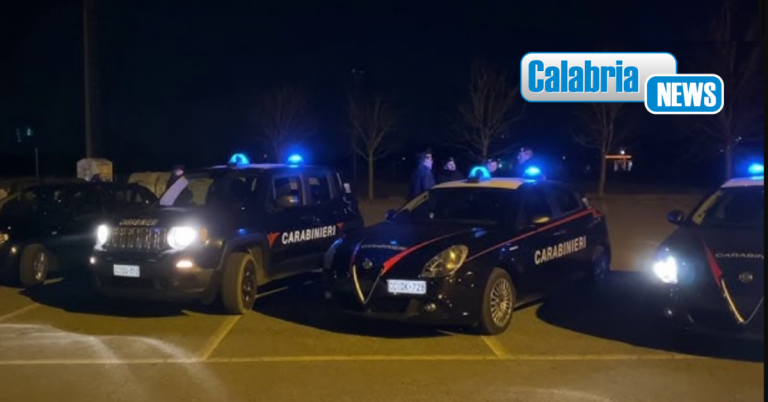 Reggio Calabria, maxi operazione antidroga dei Carabinieri: sgominata banda di Catona, 18 arresti