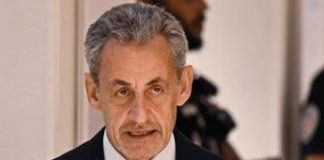 Francia, la Corte d’appello esamina la richiesta di scarcerazione di Sarkozy