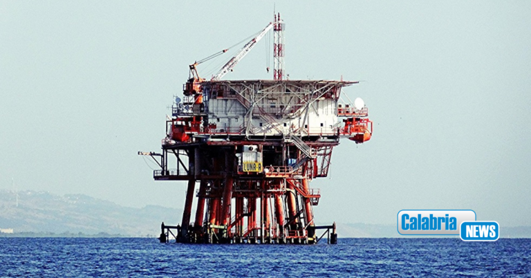Corte Cassazione sentenzia: Eni deve pagare 3,4 milioni al Comune di Crotone per Imu piattaforme