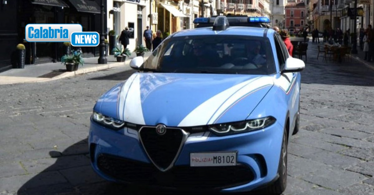 Arrestati due 17enni per spaccio di sostanze stupefacenti nel centro storico di Crotone