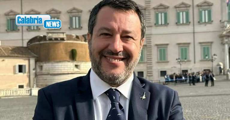 Salvini nelle Marche: ‘Il ponte sullo Stretto lo facciamo con i soldi di siciliani e calabresi’